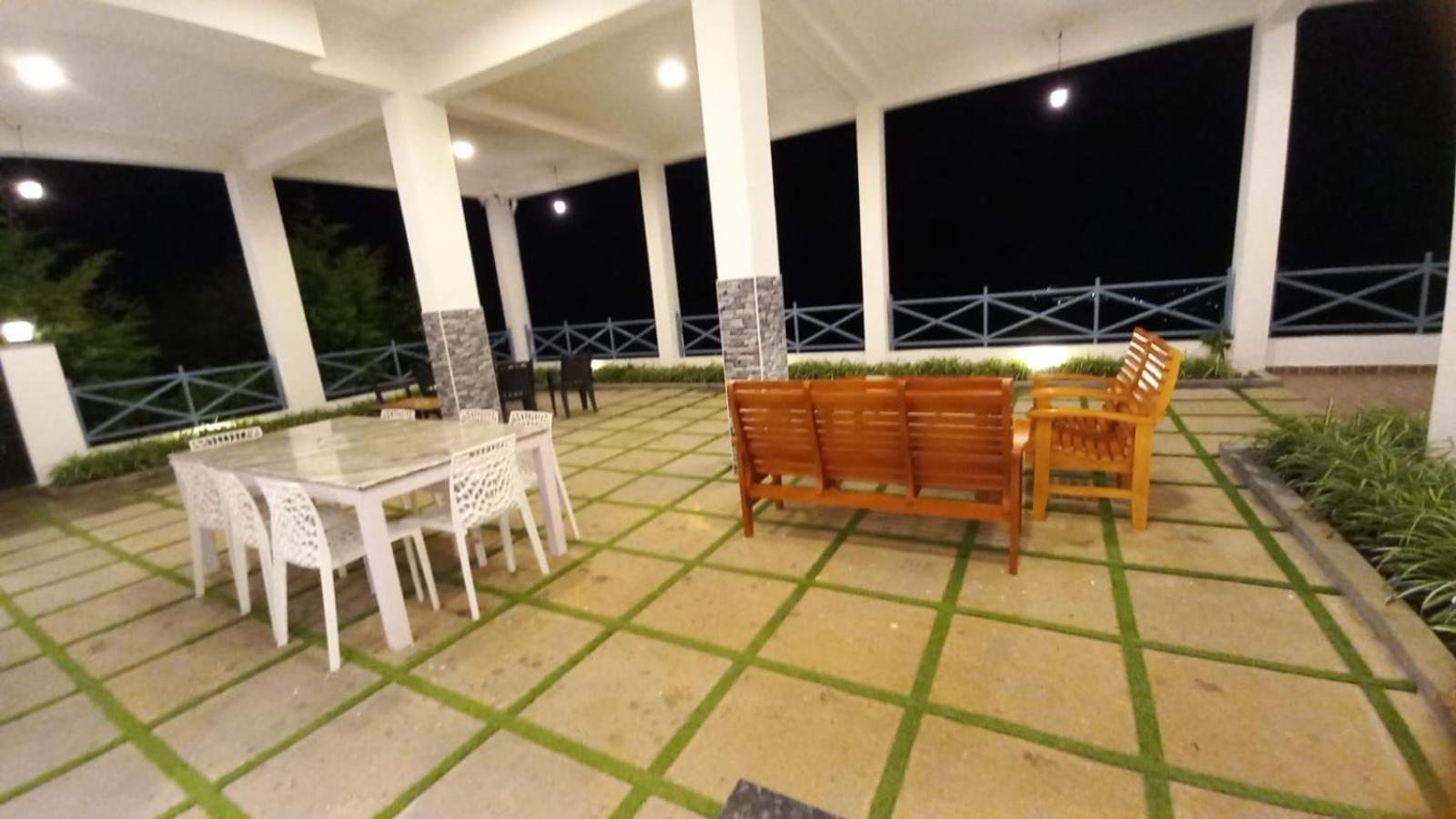 Orchard Valley View Ooty Exterior foto