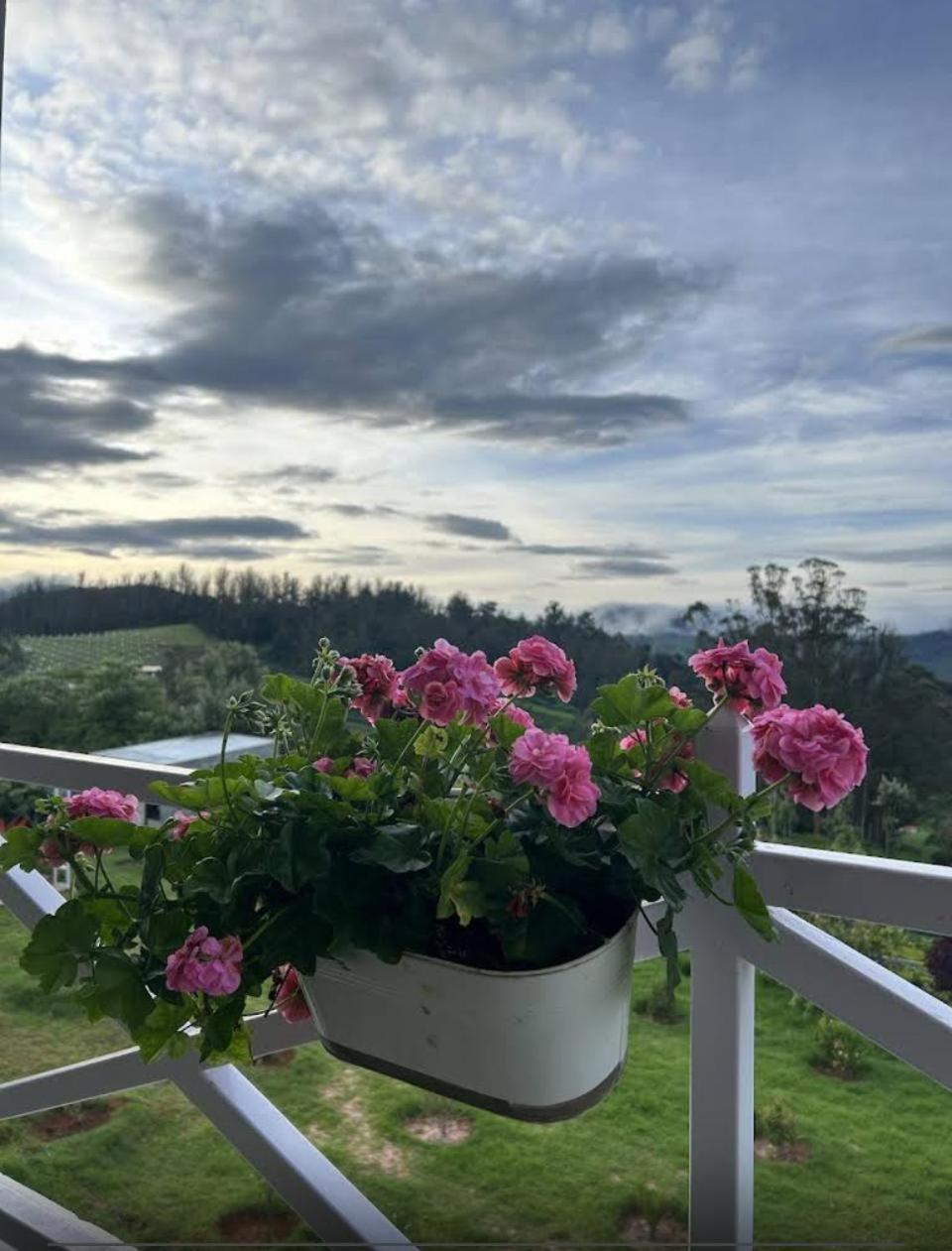 Orchard Valley View Ooty Exterior foto